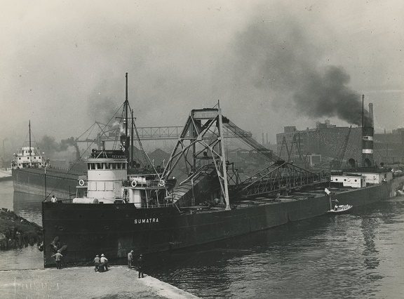 Sumatra Blocking the river during the tugmans strike
